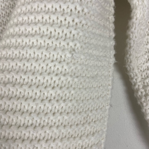 Design lab knit sweater with black detail. Women’s size medium. - Picture 8 of 12